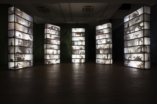 Mioon, "Auditorium", 2014, Cabinet, object, Lights and Motor, 700 x 500 x 300 cm.