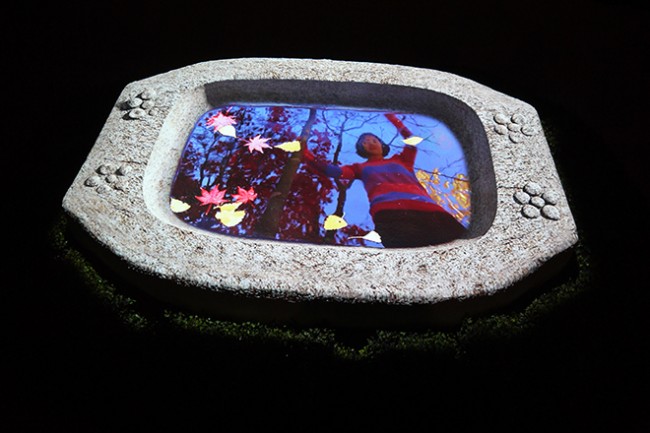 Chang Kyum Kim, "Watershadow, Four Seasons, 2", 2013-14. Video Installation, approx 14 mins, 110 x 29 x 20 cm.