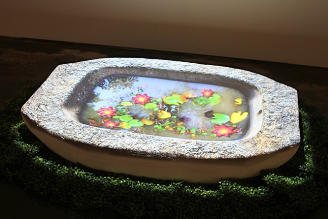 Chang Kyum Kim, "Watershadow, Four Seasons, 1", 2006-07. Video Installation, approx 14 mins, 110 x 29 x 20 cm.