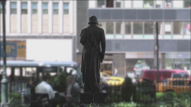 Mioon, "Stature Number (New York), 2010, HD Video, approc. 2.30 mins. Edition of 5