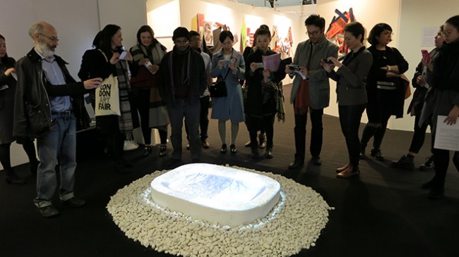 Chang Kyum Kim, Watershadow, Four Seasons 1, 2006-07. Video installation 14:18 min, 110 x 79 x 20 cm.